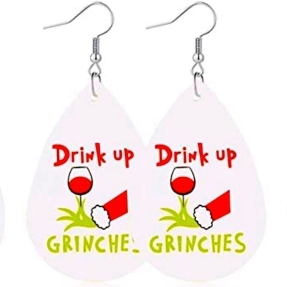 Grinch Drink Up Grinches Holiday Faux Leather Teardrop Earrings New in Package - Picture 1 of 9